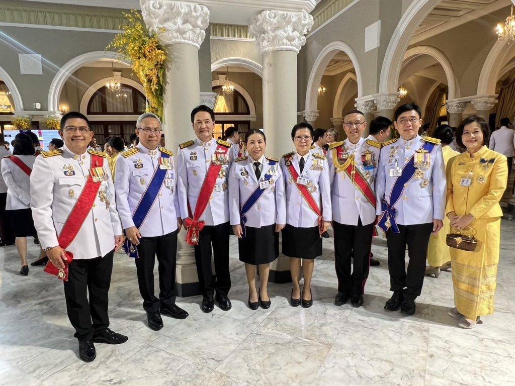 ลปส. ร่วมงานสโมสรสันนิบาต