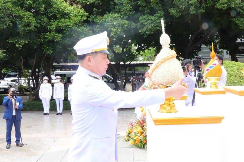 ปส. ร่วมพิธีวางพุ่มดอกไม้ถวายสักการะ รัชกาลที่ 4 “พระบิดาแห่งวิทยาศาสตร์ไทย” เนื่องในวันวิทยาศาสตร์แห่งชาติ