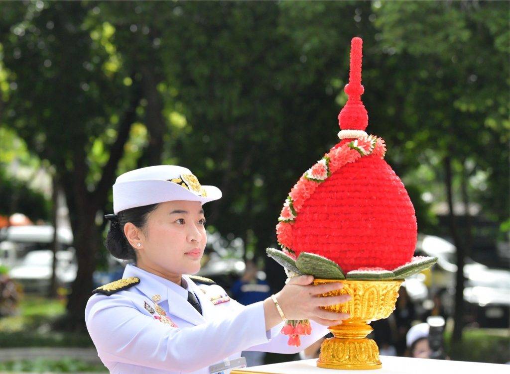 ปส. ร่วมพิธีวางพุ่มดอกไม้ถวายสักการะ รัชกาลที่ 4 “พระบิดาแห่งวิทยาศาสตร์ไทย” เนื่องในวันวิทยาศาสตร์แห่งชาติ