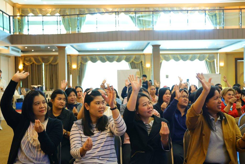 “หมอรุ่งเรือง” รวมทีมส่งเสริม เพิ่มทักษะ-รวมพลัง สร้างวัฒนธรรมองค์กรด้วยค่านิยม ATOMS