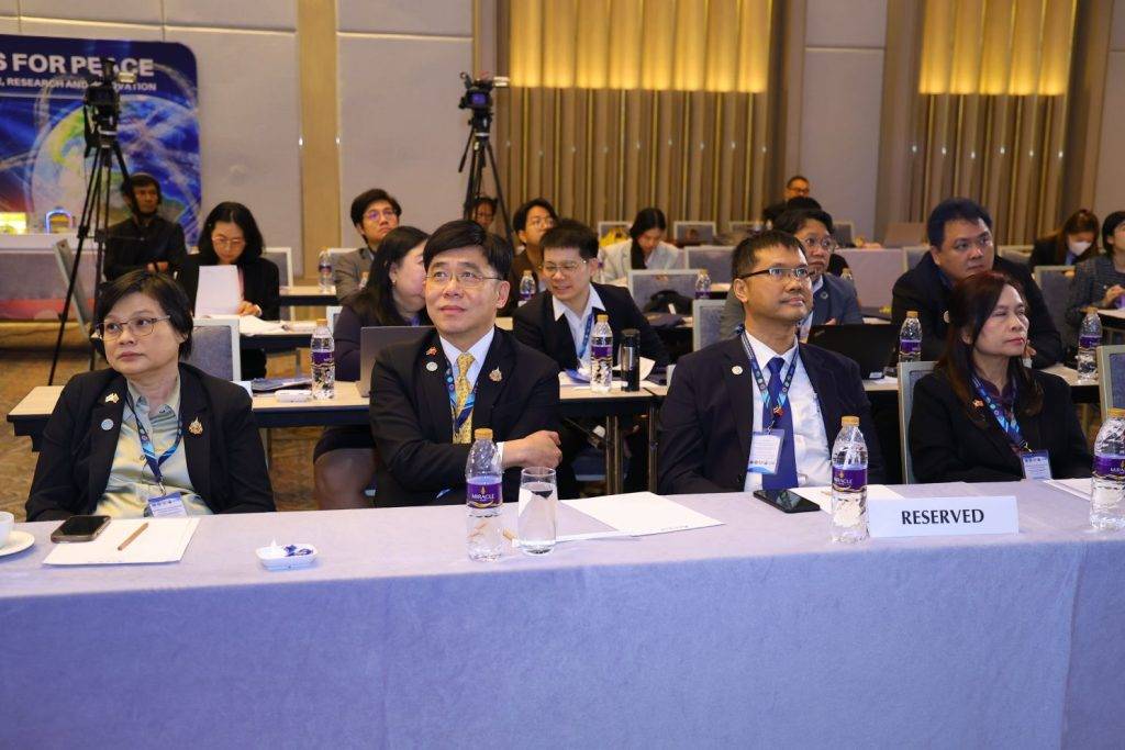 ปรมาณูเพื่อสันติ กระทรวง อว. รวมพลังเครือข่ายขับเคลื่อนนโยบายนายกอนุทิน ‘พลังงานสะอาด–สังคมคาร์บอนต่ำ’ เตรียมพร้อมเทคโนโลยี พลังงานไฟฟ้านิวเคลียร์มาตรฐานปลอดภัยขนาดเล็ก (SMR) เพื่ออนาคตพลังงานสะอาดอย่างยั่งยืน