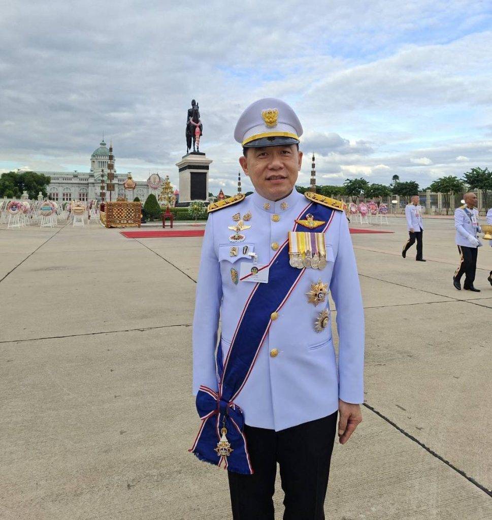 ปรมาณูเพื่อสันติ กระทรวง อว. ร่วมพิธีวางพวงมาลา ณ พระบรมราชานุสรณ์ ร.5 พระลานพระราชวังดุสิต เนื่องในวันปิยมหาราช