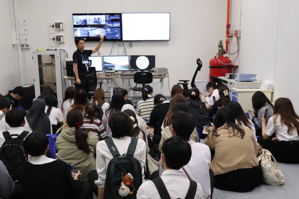 คณะแพทยศาสตร์วชิรพยาบาล มหาวิทยาลัยนวมินทราธิราช เยี่ยมชม ปส. เสริมความรู้ด้านมาตรฐานการวัดรังสีและการบริหารจัดการเหตุฉุกเฉินทางนิวเคลียร์และรังสี