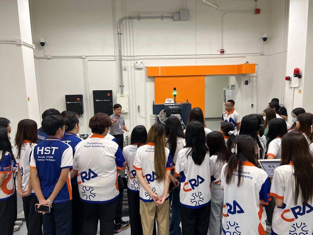 โรงเรียนรังสีเทคนิค ราชวิทยาลัยจุฬาภรณ์ เยี่ยมชม ปส. เสริมความรู้ด้านมาตรฐานการวัดรังสีและการเฝ้าระวังด้านนิวเคลียร์และรังสีของประเทศ