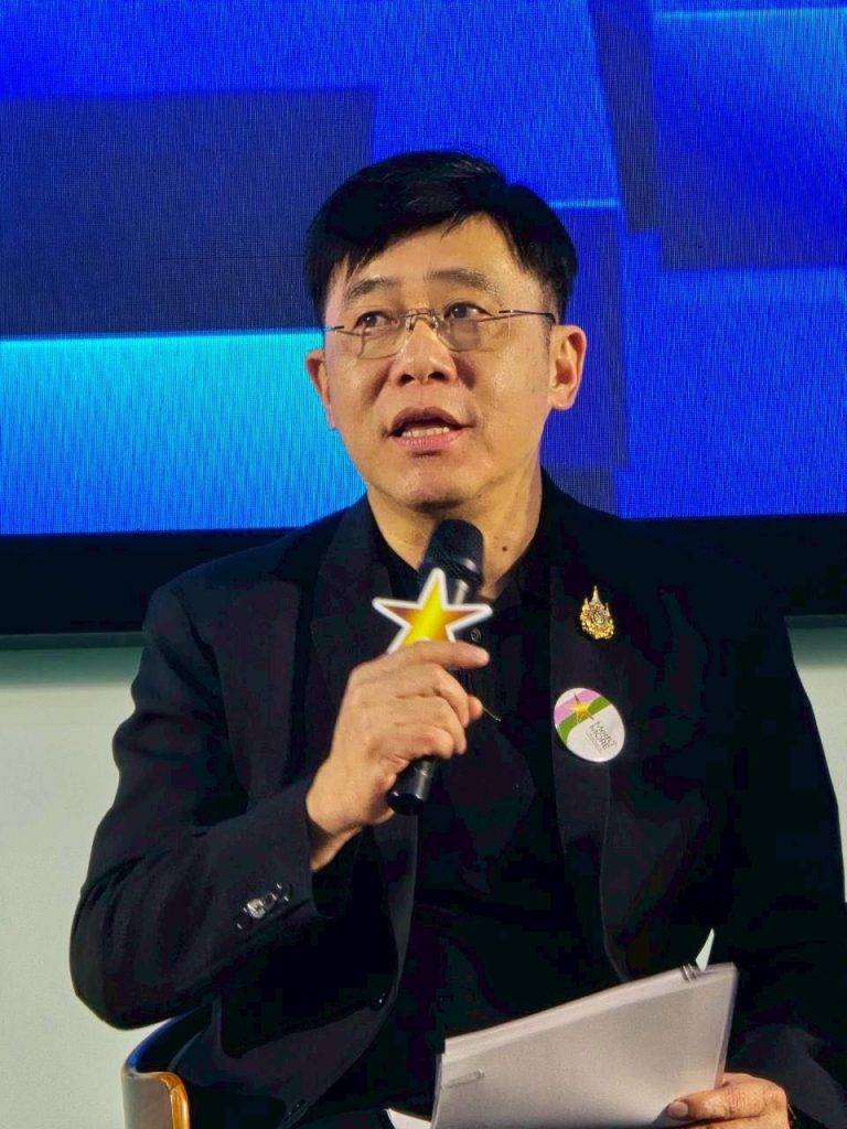 อว. ชูพลัง AI พลิกโฉมการศึกษาแพทย์ไทยสู่เวทีโลก – “นพ.รุ่งเรือง” ร่วมบรรยายเวทีฉลองความสำเร็จแพลตฟอร์ม MDCU MedUMORE คลังความรู้การแพทย์ดิจิทัลระดับโลก