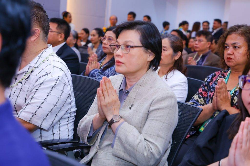 ปรมาณูเพื่อสันติ กระทรวง อว. ร่วมสืบสานประเพณีไทย เข้าร่วมทำบุญตักบาตรและสรงน้ำพระเนื่องในเทศกาลสงกรานต์ ประจำปี 2569