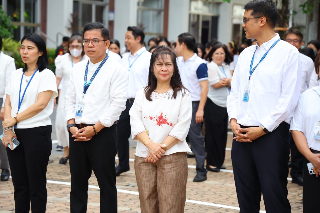 “นพ.รุ่งเรือง” นำคณะผู้บริหารและบุคลากร ปส. สักการะพระพรหม