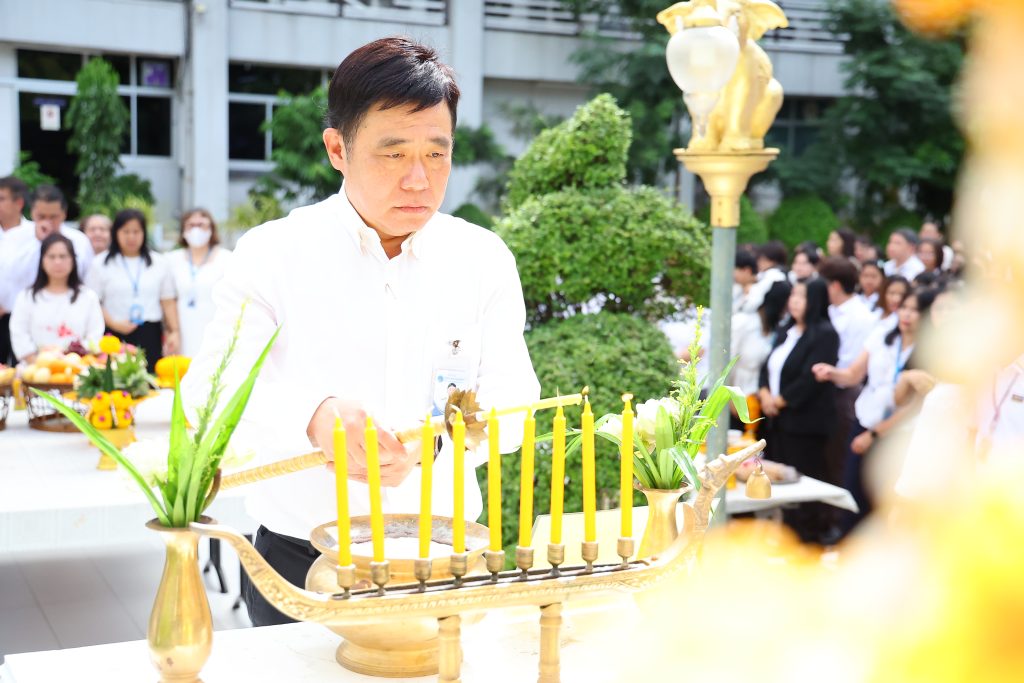 “นพ.รุ่งเรือง” นำคณะผู้บริหารและบุคลากร ปส. สักการะพระพรหม