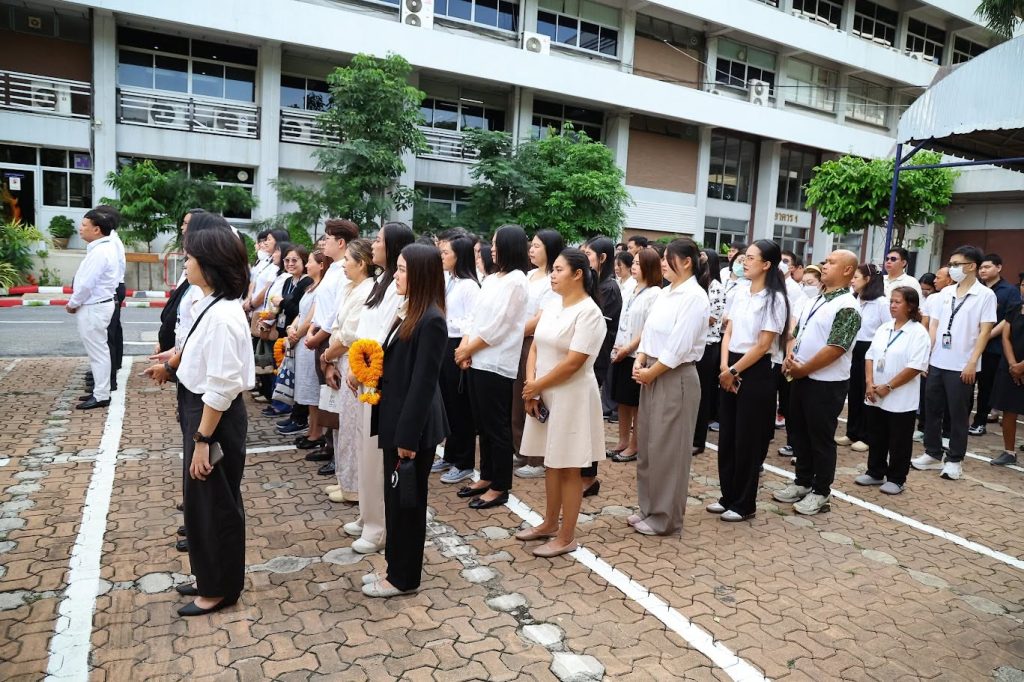 “นพ.รุ่งเรือง” นำคณะผู้บริหารและบุคลากร ปส. สักการะพระพรหม