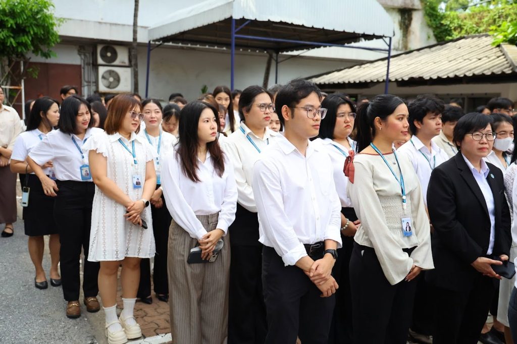 “นพ.รุ่งเรือง” นำคณะผู้บริหารและบุคลากร ปส. สักการะพระพรหม