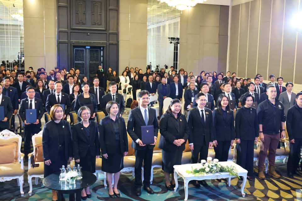 สทน. นำ 13 หน่วยงาน MOU จัดตั้ง HOTNET ปส. ร่วมเสริมศักยภาพบุคลากรด้านการกำกับดูแลนิวเคลียร์และรังสี
