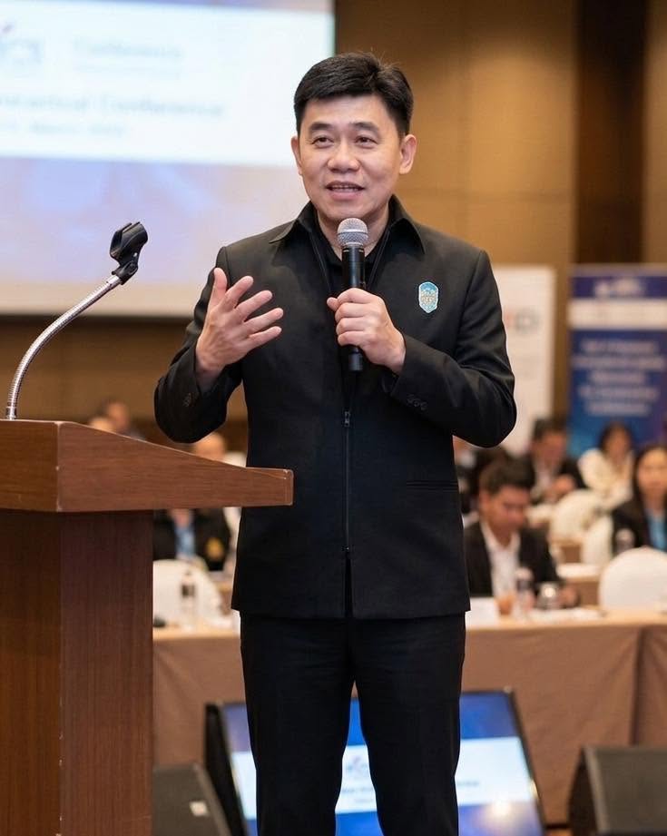 “นพ.รุ่งเรือง” ชูวิสัยทัศน์ SMR ขับเคลื่อนความมั่นคงพลังงานไทย ผสานพลังงานสะอาด-ยกระดับเทคโนโลยีนิวเคลียร์สู่โดนใจอนาคต
