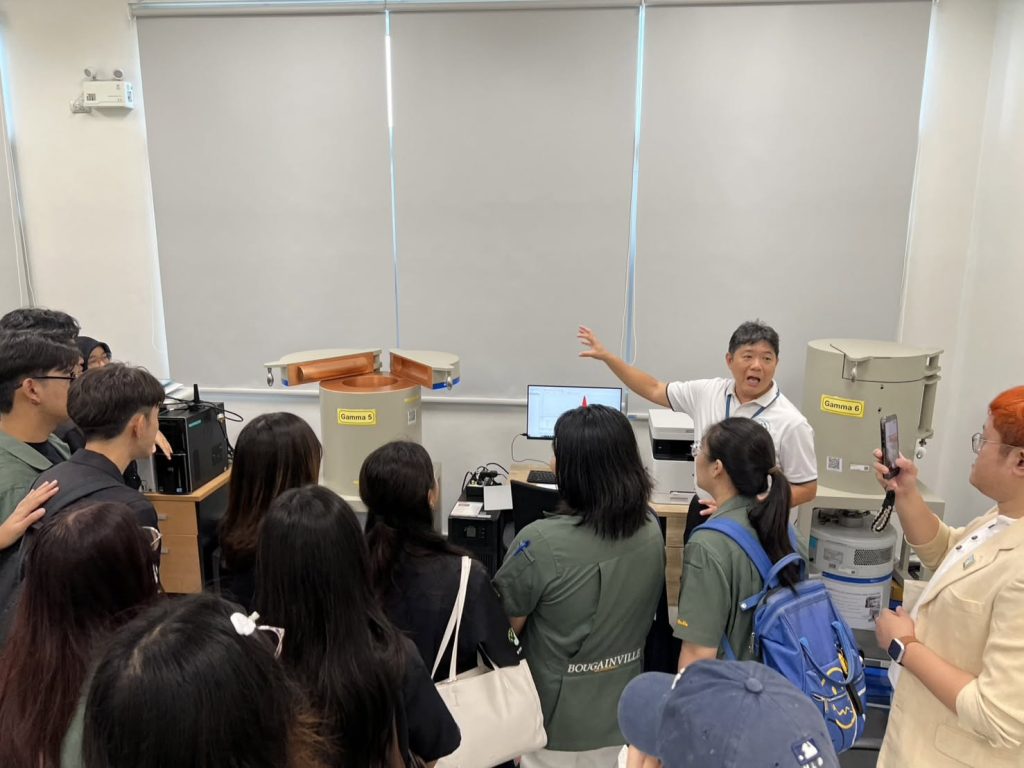 ปรมาณูเพื่อสันติ กระทรวง อว. ต้อนรับอาจารย์และนิสิต ม.เกษตรศาสตร์ เยี่ยมชมห้องปฏิบัติการ เรียนรู้ภารกิจด้านความปลอดภัยทางนิวเคลียร์และรังสี