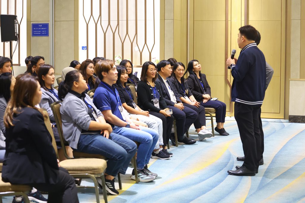“หมอรุ่งเรือง” ปลุกพลังผู้นำ ปส. เสริมทักษะสื่อสาร–บุคลิกภาพ สร้างความเชื่อมั่น ขับเคลื่อนองค์กรสู่มืออาชีพระดับสากล