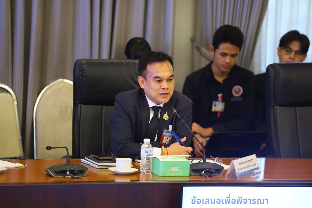 “ศ.ดร.ยศชนัน” ประธานประชุม พนส. ประกาศนโยบายกำกับดูแลด้วยมาตรฐานนานาชาติ IAEA เตรียมไทยให้พร้อมก่อน SMR มาถึง ย้ำ “ความปลอดภัย–คน–เทคโนโลยี” ต้องเดินไปพร้อมกัน