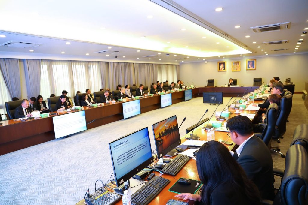 “ศ.ดร.ยศชนัน” ประธานประชุม พนส. ประกาศนโยบายกำกับดูแลด้วยมาตรฐานนานาชาติ IAEA เตรียมไทยให้พร้อมก่อน SMR มาถึง ย้ำ “ความปลอดภัย–คน–เทคโนโลยี” ต้องเดินไปพร้อมกัน