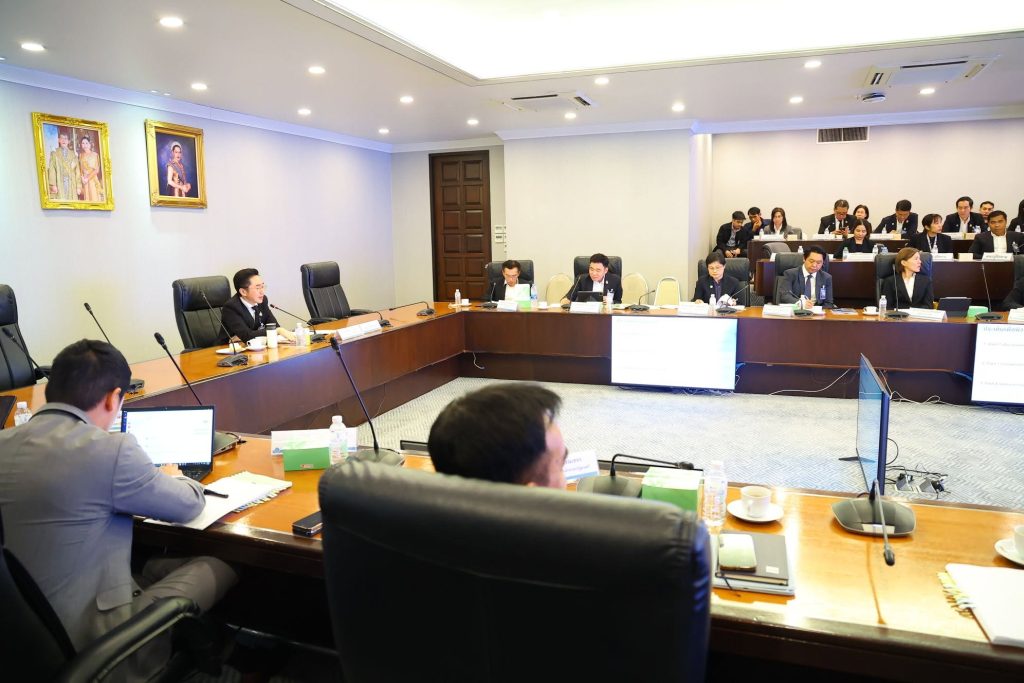 “ศ.ดร.ยศชนัน” ประธานประชุม พนส. ประกาศนโยบายกำกับดูแลด้วยมาตรฐานนานาชาติ IAEA เตรียมไทยให้พร้อมก่อน SMR มาถึง ย้ำ “ความปลอดภัย–คน–เทคโนโลยี” ต้องเดินไปพร้อมกัน